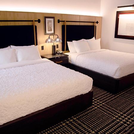 The Rose Gaming Resort Dumfries Exteriör bild